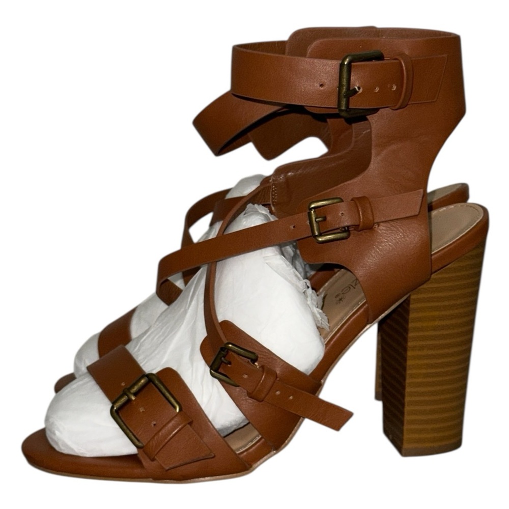 ShoeDazzle Strappy Buckle Heels Size 9 Chunky Block Heel Sandals in Cognac Brown